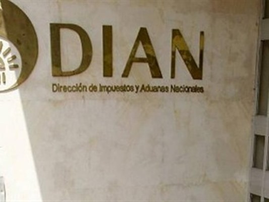 Zapatos y juguetes sexuales fueron incautados por la DIAN