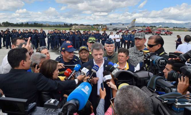 Colombia envía a Ecuador equipo con los mejores rescatistas