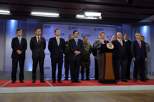 Santos eleva a $3 mil millones recompensa por cabecilla del Clan Úsuga