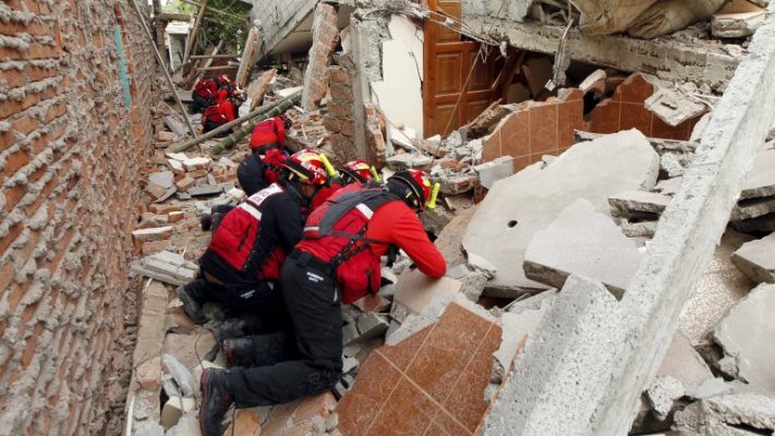 Al menos 7 colombianos fallecieron por sismo en Ecuador