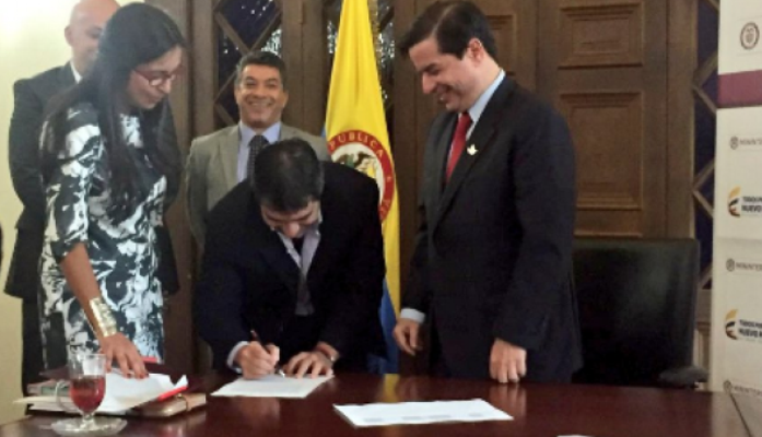 Distrito y Mininterior firmaron convenio de 544 nuevas cámaras de seguridad