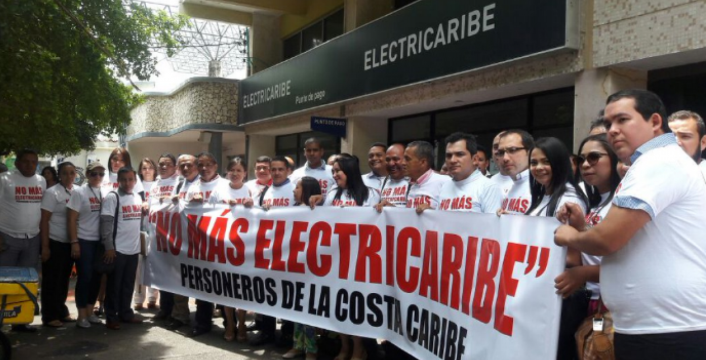 Con un plantón, Personeros de la Costa dicen #NoMasElectricaribe