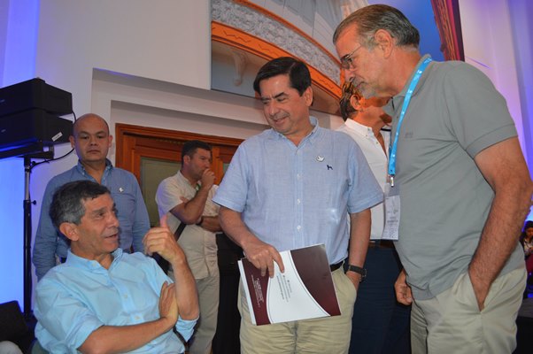 Gobierno Nacional le hace un guiño a la autonomía regional