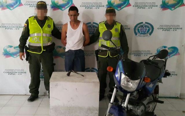 Lo capturan cuando robaba una moto en el barrio La Esmeralda