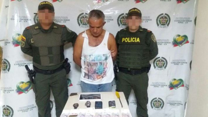 Capturan en flagrancia a delincuente que cometió un hurto a residencia en San Isidro