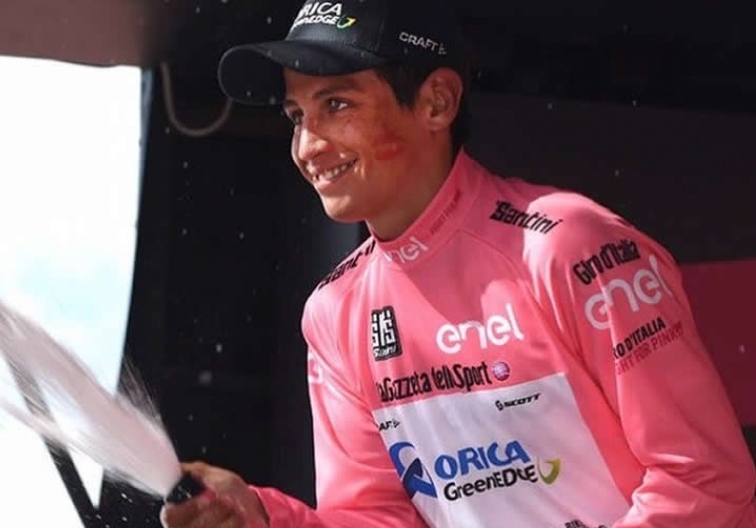 Esteban Chaves es el nuevo líder del Giro de Italia