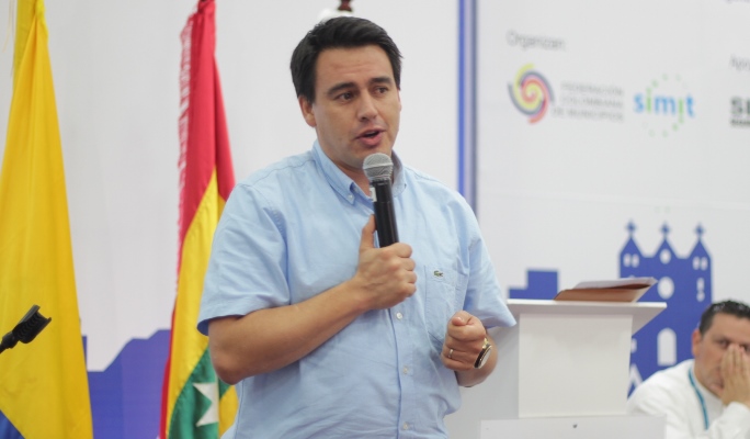 Gobierno Nacional y autoridades de Tránsito deben estar articulados por la movilidad del país     