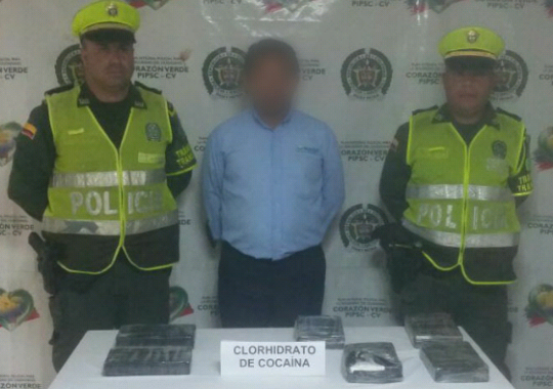 Hombre capturado por transportar 6 kilos de cocaína, en la Vía al Mar