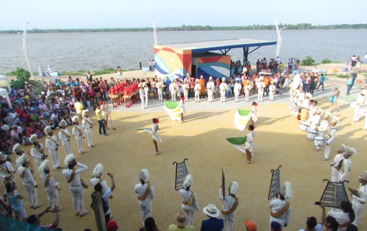 Jun8-viva-elRío