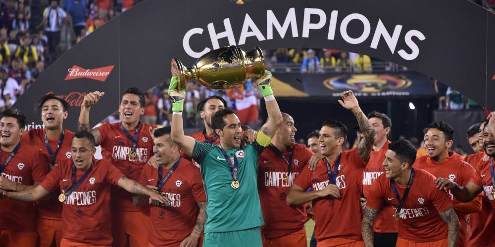 Chile gana en los penales y levanta la Copa América