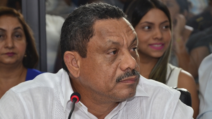 “Cielo Reyes debe salir a explicar lo que hizo”, afirma concejal José Camacho sobre falsos empleos