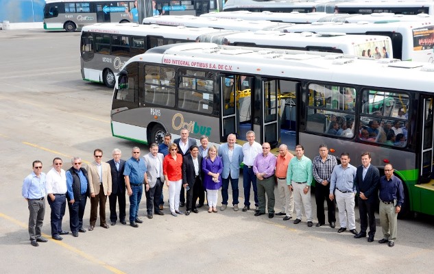 Transmetro, AMB  y transportadores de servicio público conocen experiencia de integración Monterrey y León, en México 