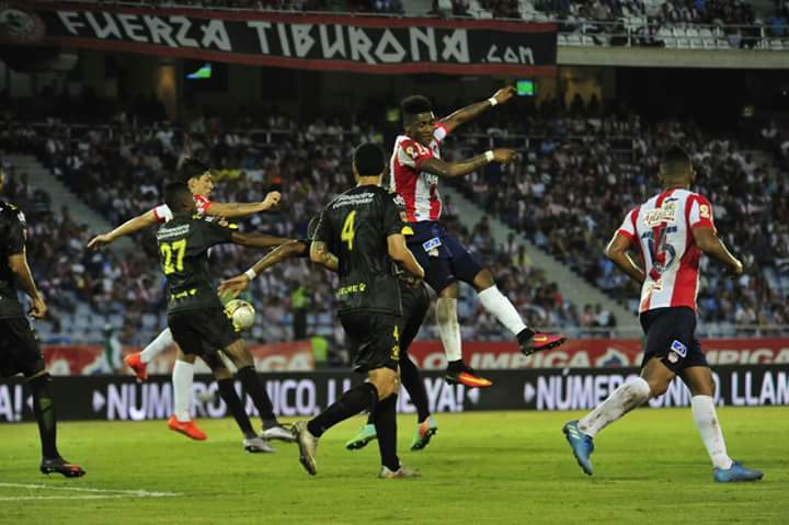Con goles de Vladimir y Vélez, Junior venció a Alianza Petrolera