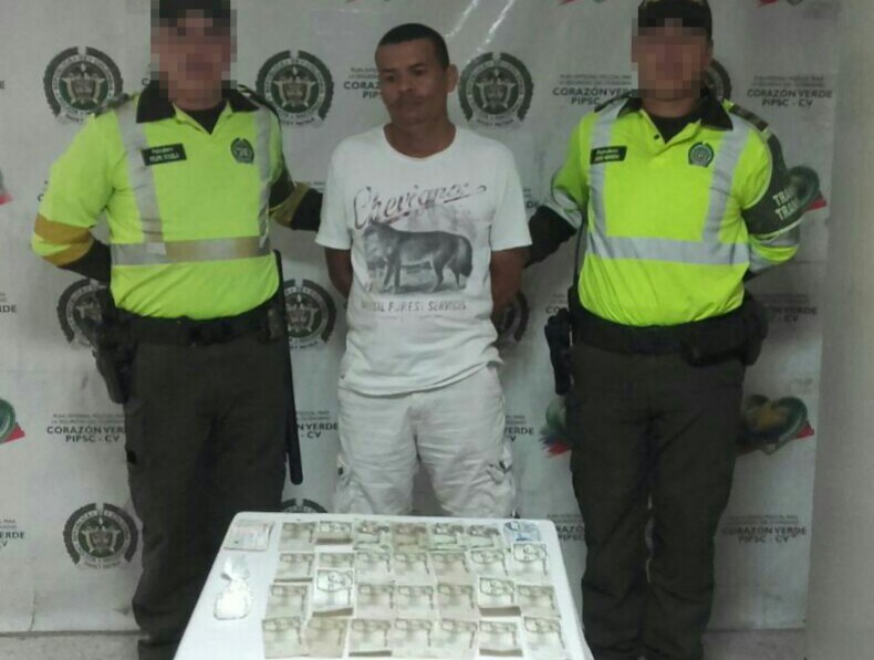 Lo captura en flagrancia Policía de Tránsito cuando transportaba estupefacientes