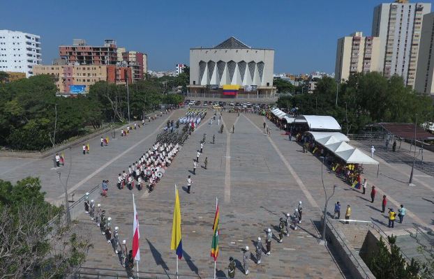 PLaza de la Paz Fuerzas Militares
