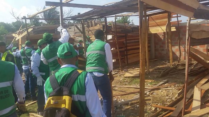 Distrito destruyó 87 cambuches que ocupaban más de 3 mil m2 de los terrenos donde se construye el Parque Bicentenario
