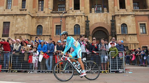 Conmoción en el ciclismo por la trágica muerte del italiano Michele Scarponi