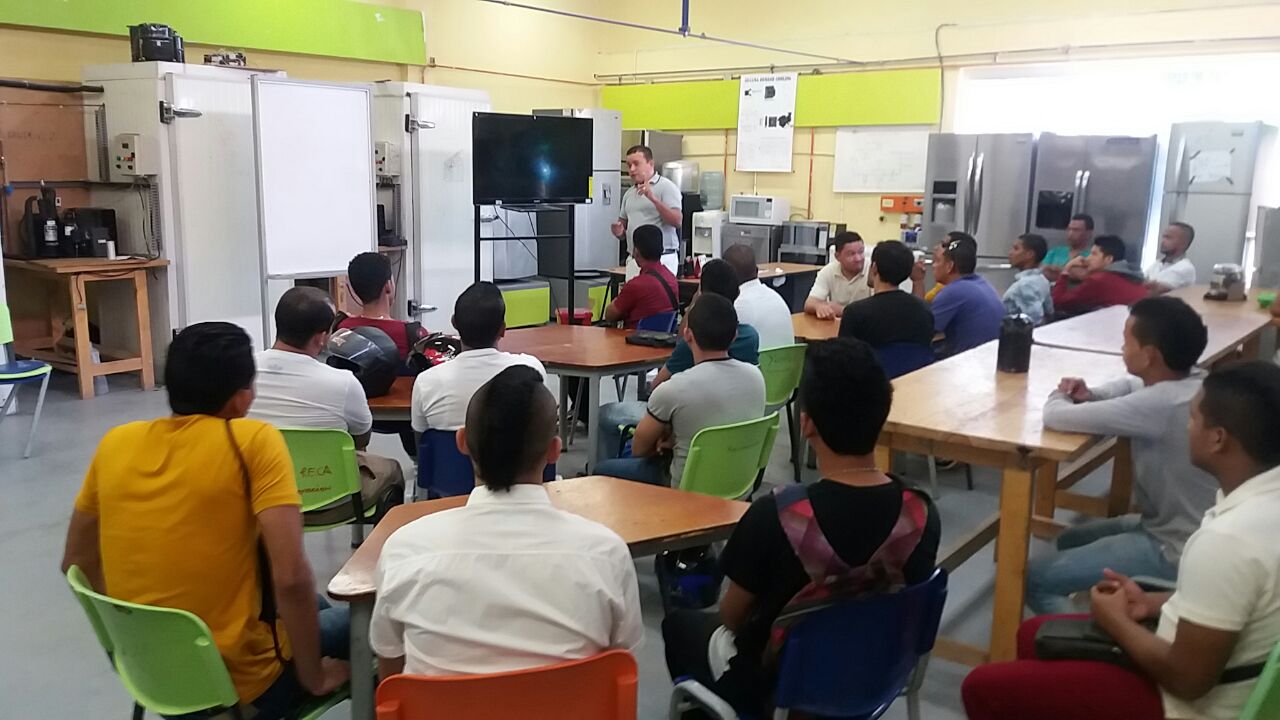 Jóvenes soledeños en condición de vulnerabilidad reciben formación con el Sena