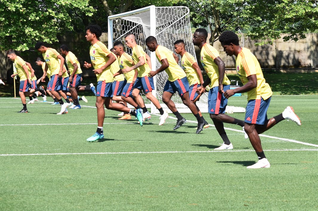 Selección Colombia entrenó con el Genoa Primavera en Italia