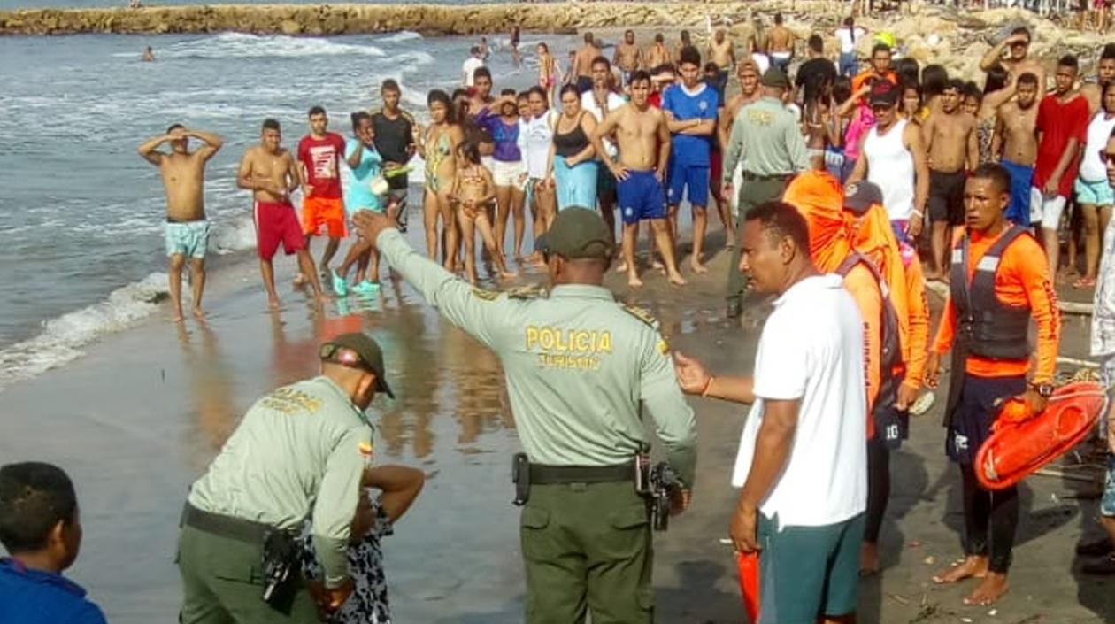 Mueren por inmersión un hombre y su esposa en las playas de Salgar ...