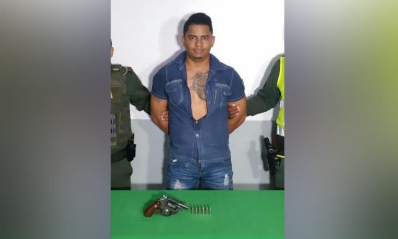 Sujeto con orden judicial vigente fue capturado en flagrancia por porte ...
