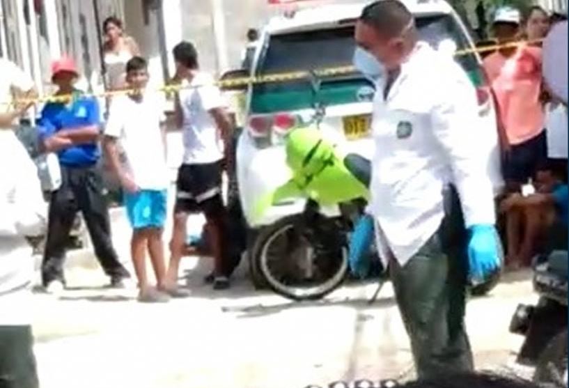 De un impacto de bala, fue asesinado un hombre en el barrio La ...