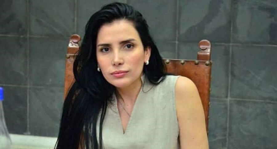 ‘Desconozco su paradero y si tenía tiquetes para viajar a una isla’, afirma abogado de Aida Merlano