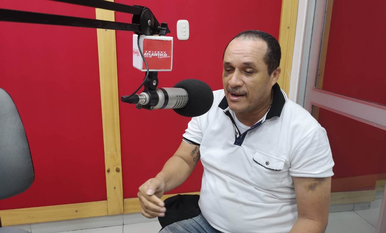 Taxista que denunció paliza dentro de la Sijín asegura que teme por su vida y la de su hija, tras recibir amenazas