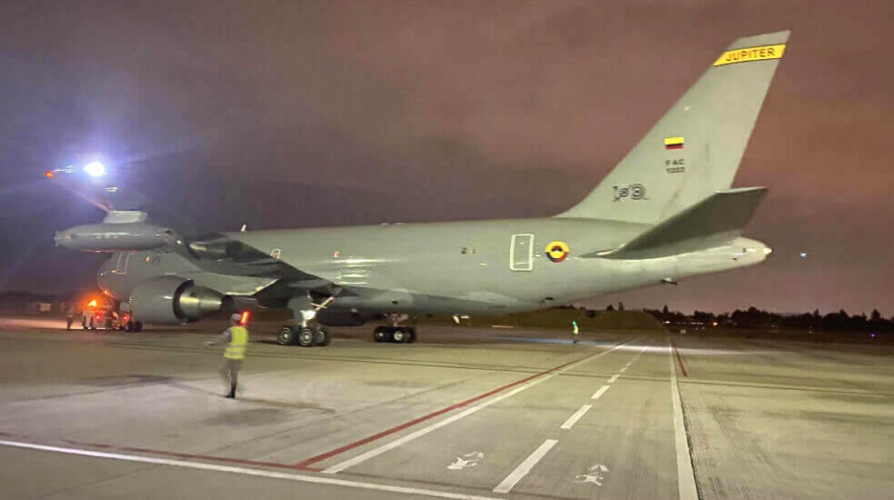 Llegó a Bogotá el avión de la FAC con los colombianos que estaban en Wuhan