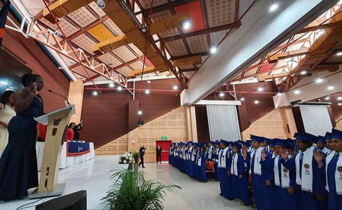 Uniatlántico reconoce errores en diplomas entregados a graduados y anuncia correctivos