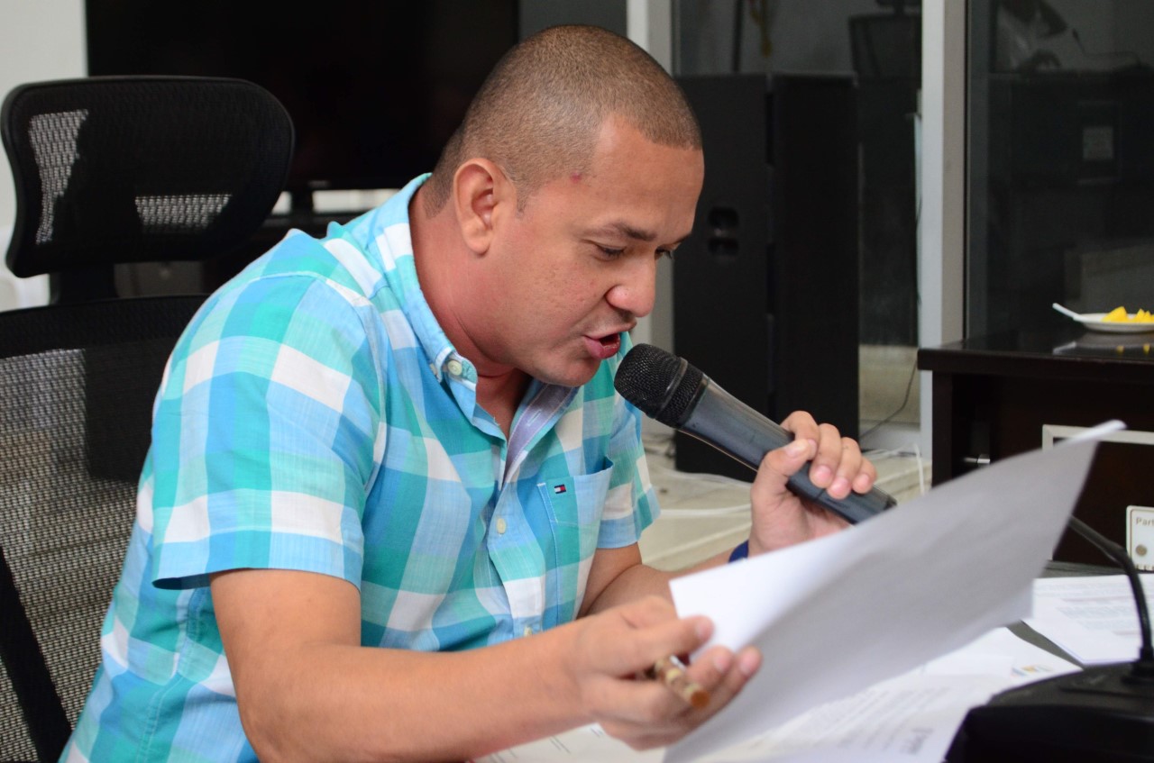 Asamblea retrotrae, a segundo debate, proyecto para construir plazas y parques