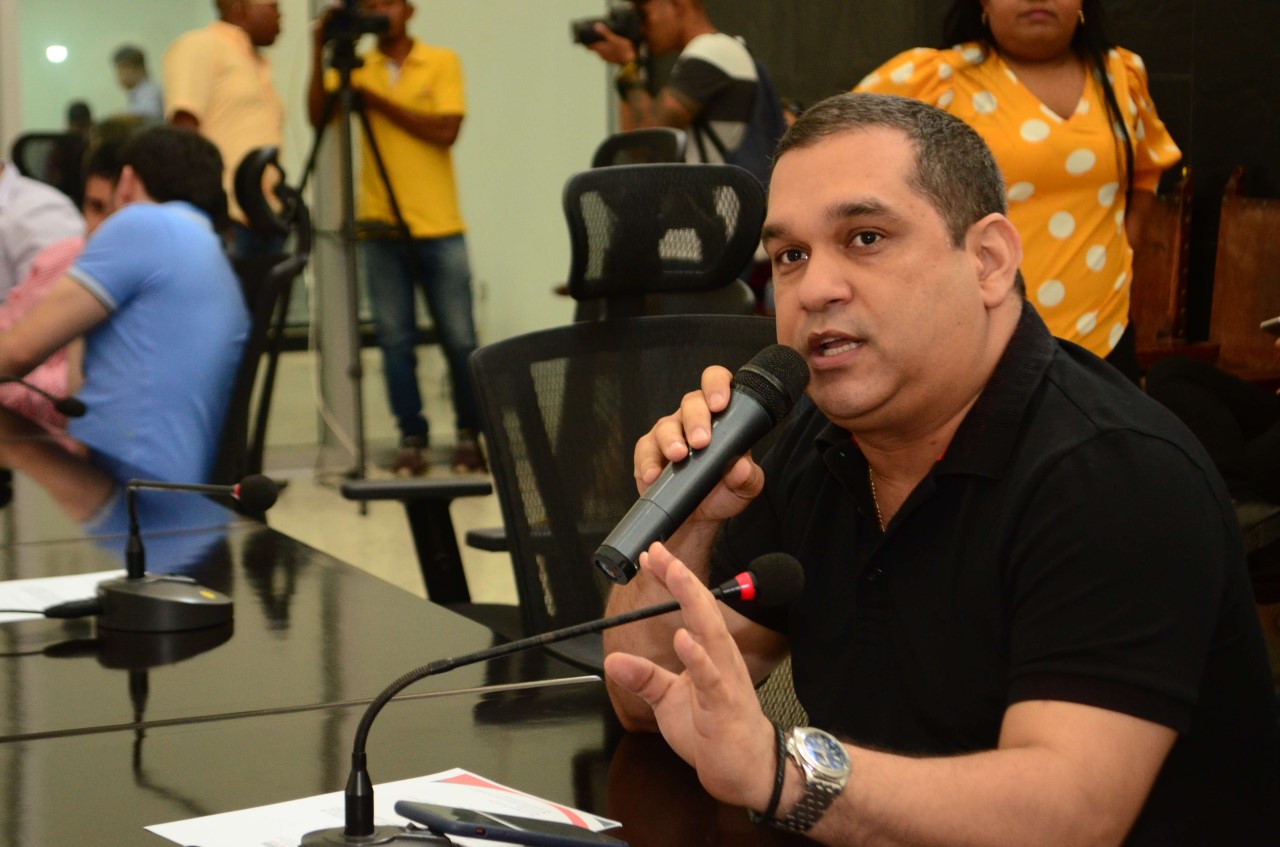 Se aprueban, en segundo debate, vigencias futuras para la construcción de plazas y parques