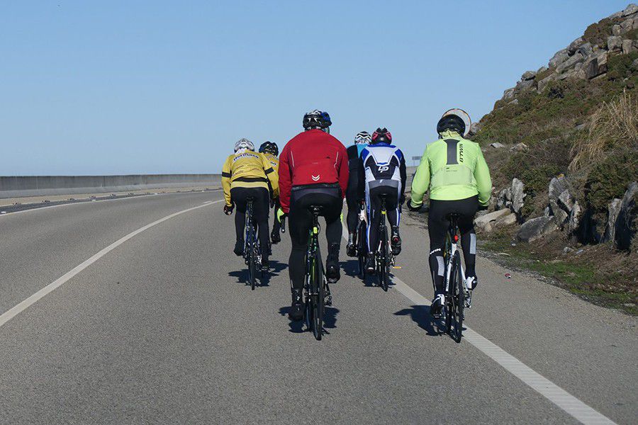 Llaman a ciclistas recreativos a respetar señales de tránsito y cumplir con normas de seguridad vial