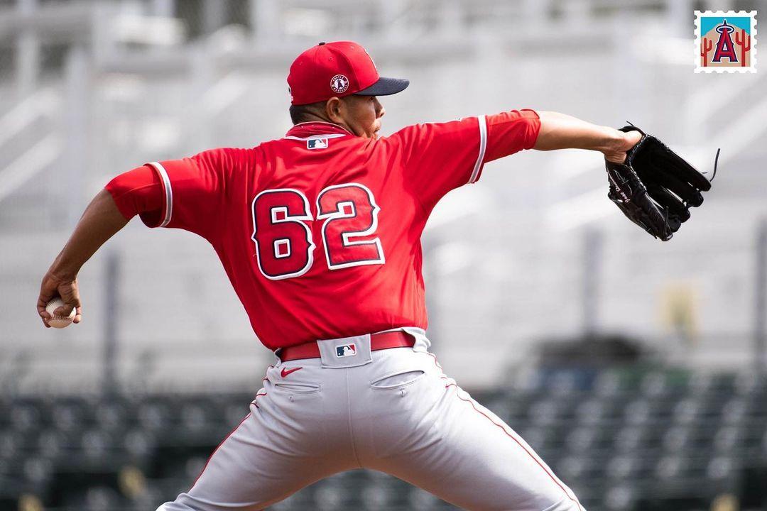 José Quintana se luce en estreno con los Angelinos