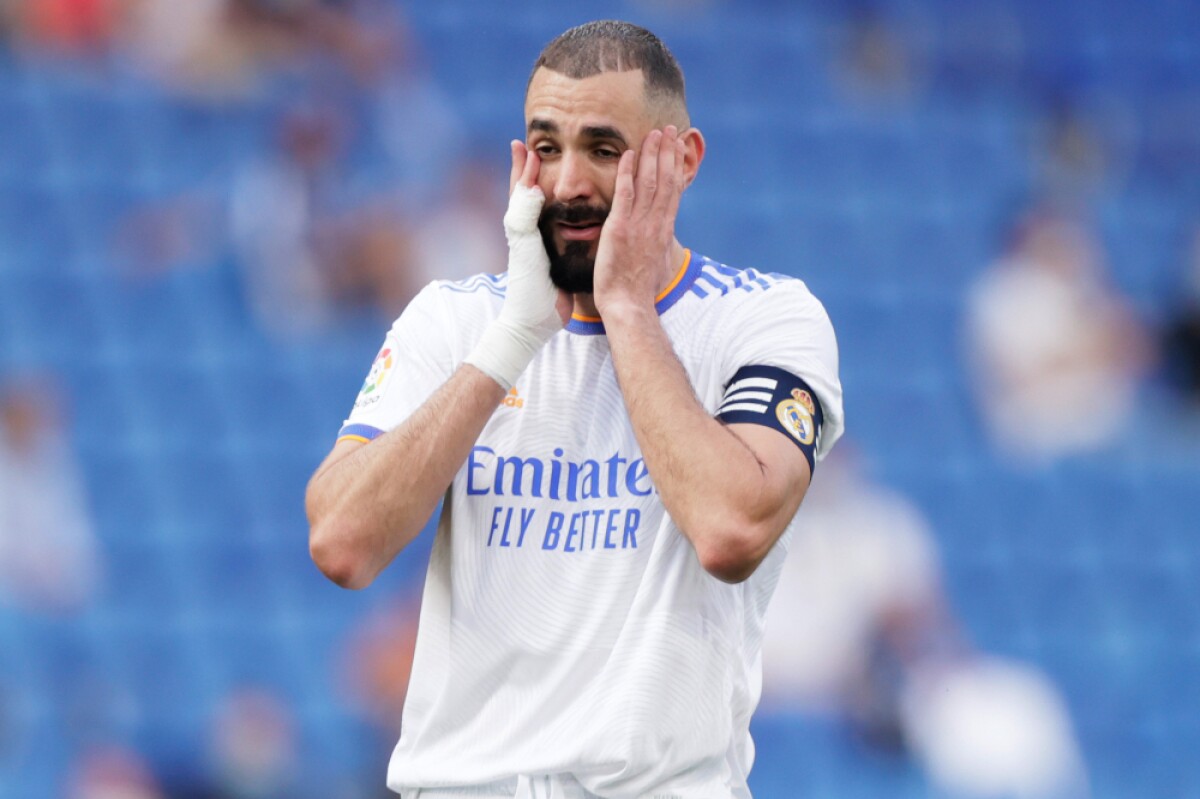 El delantero del Real Madrid Karim Benzema fue condenado este miércoles a un año de cárcel