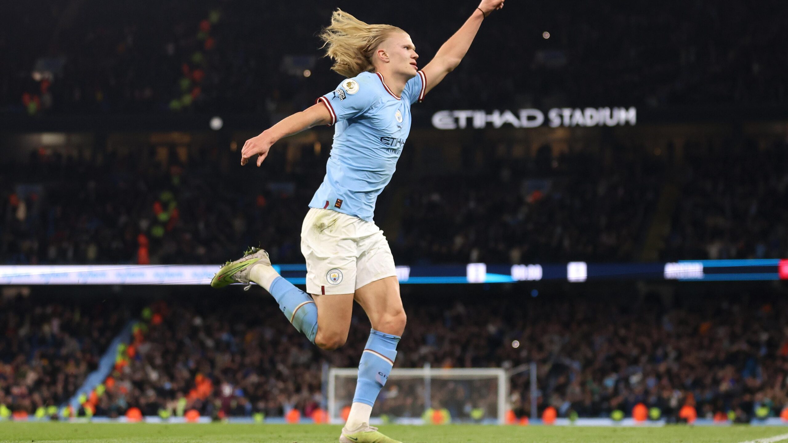 Manchester City golea 4-1 al Arsenal y avista título de la Premier League