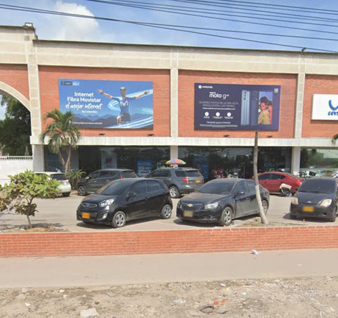 Delincuentes armados asaltan oficinas comerciales de Movistar en la ...