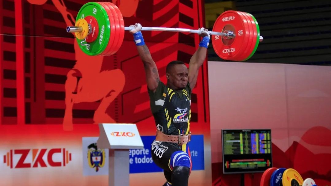 Veinte pesistas colombianos competirán en el Centroamericano y del Caribe 2023