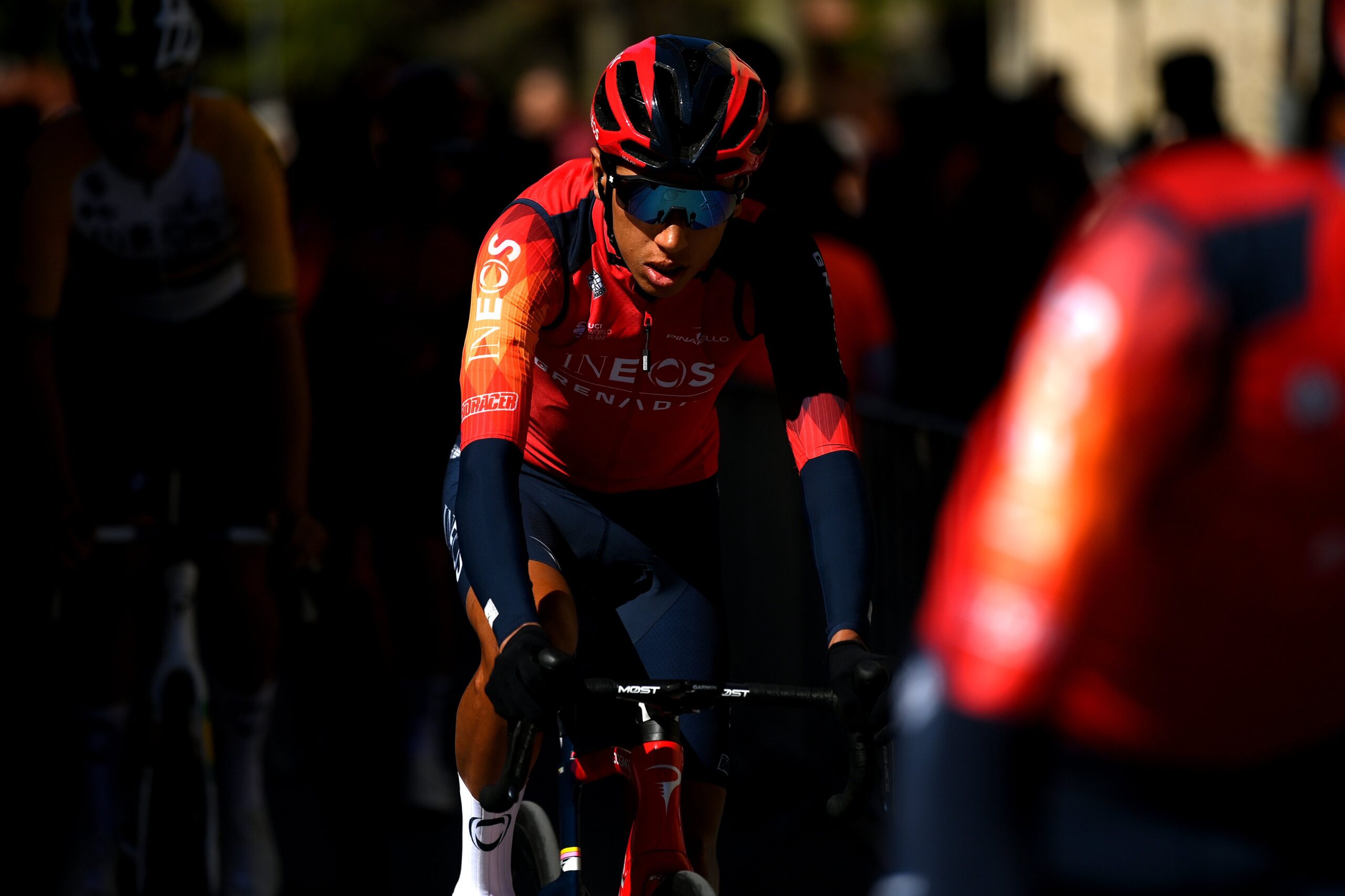 Dura caída de Egan Bernal en el Tour de Hungría