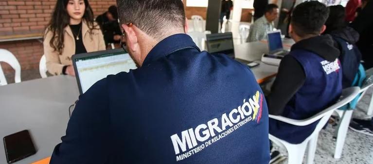 Migración Colombia entrenará a sus funcionarios en defensa personal