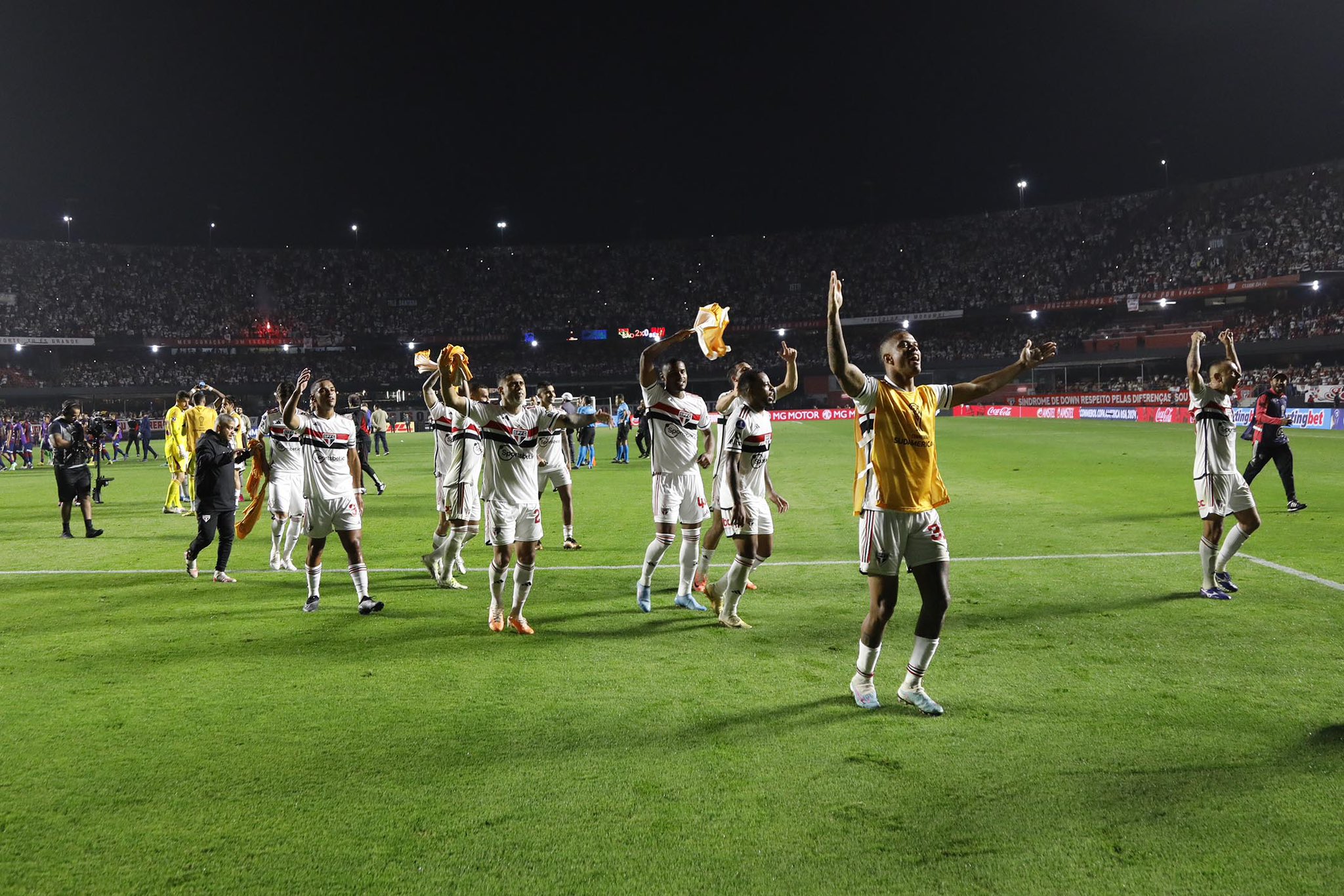 Sao Paulo remonta en el Morumbí y elimina al San Lorenzo de Almagro