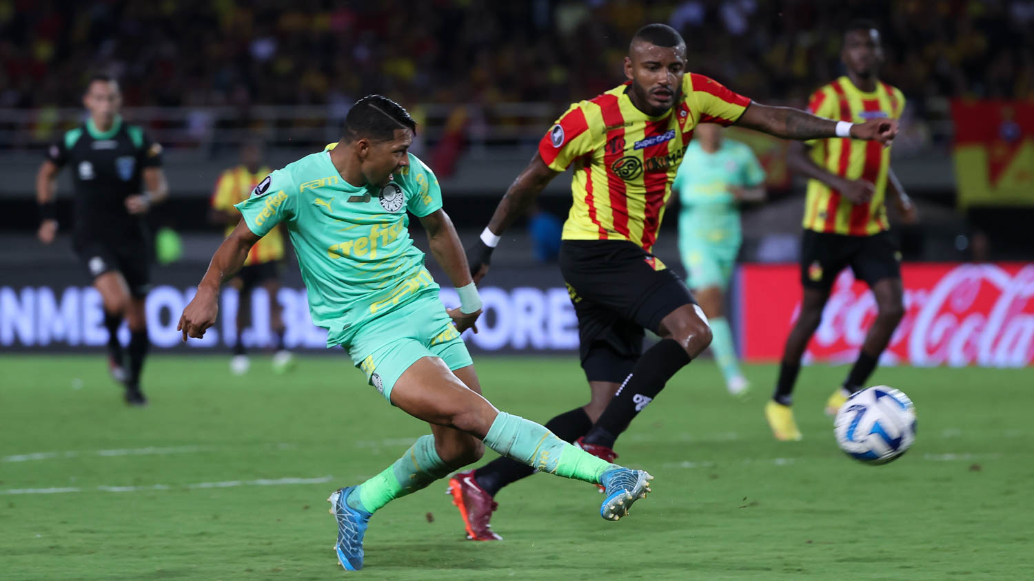 Dura caída del Deportivo Pereira como local ante el Palmeiras de Brasil