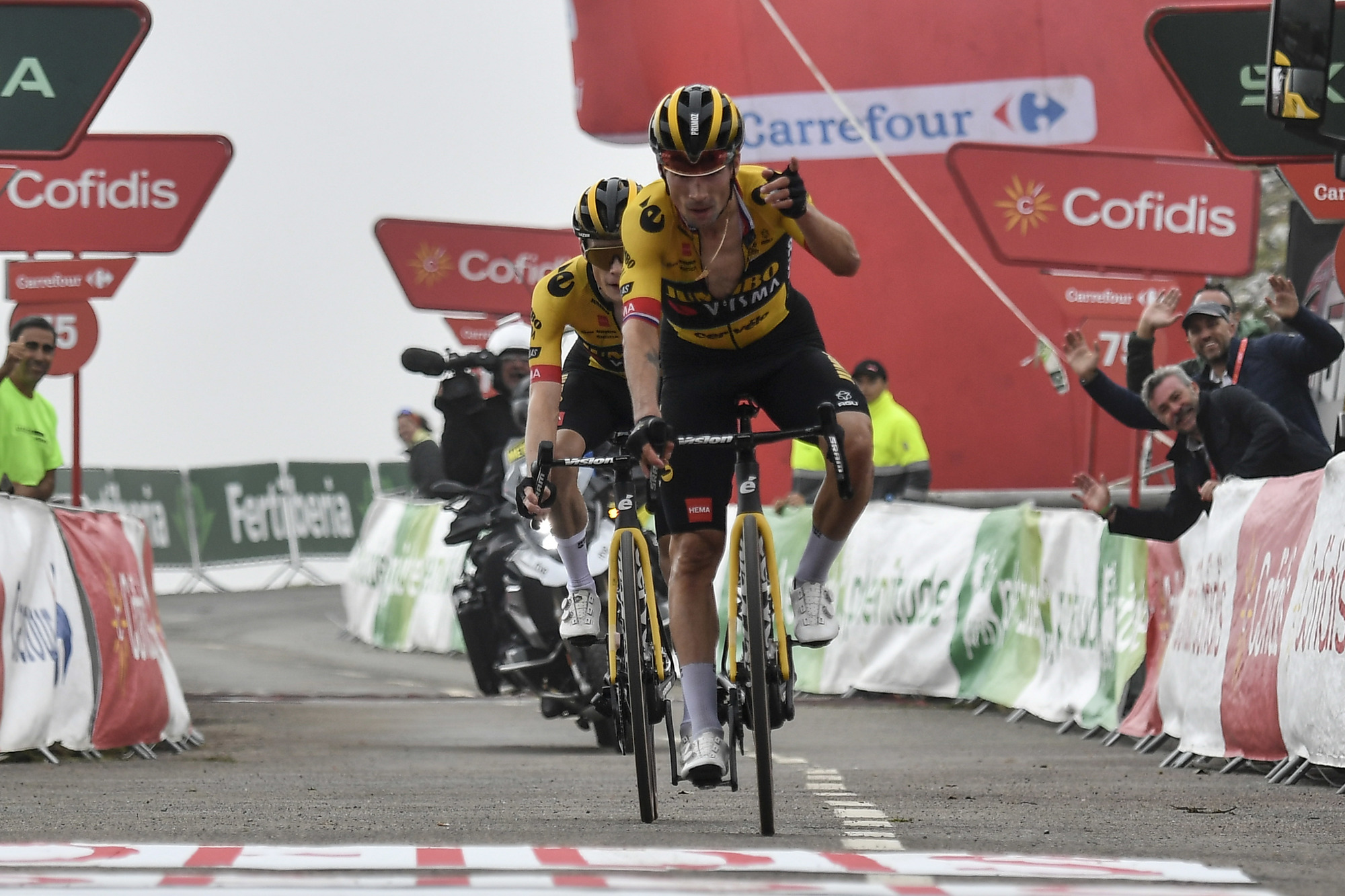 Primoz Roglic gana la Etapa 17 de la Vuelta a España