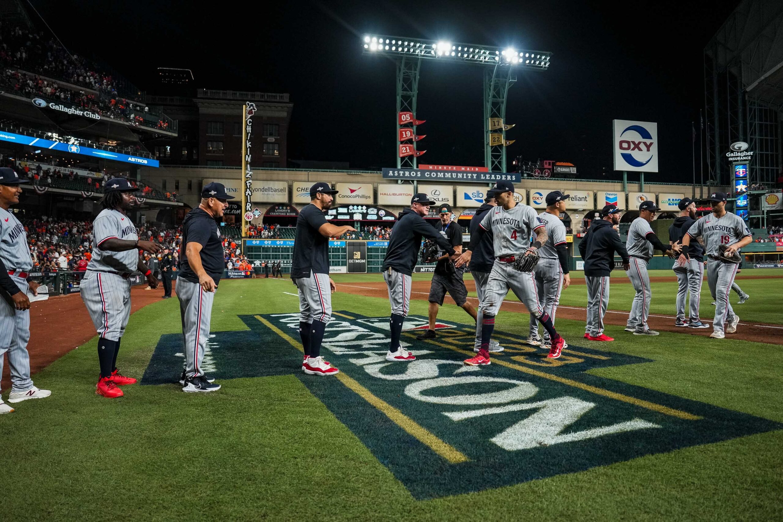 Triunfo de los Mellizos 6-2 sobre los Astros