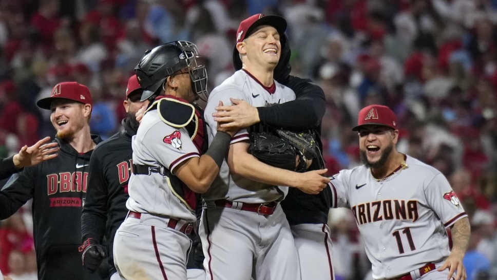 Diamondbacks anularon a los Filis y avanzan a la Serie Mundial