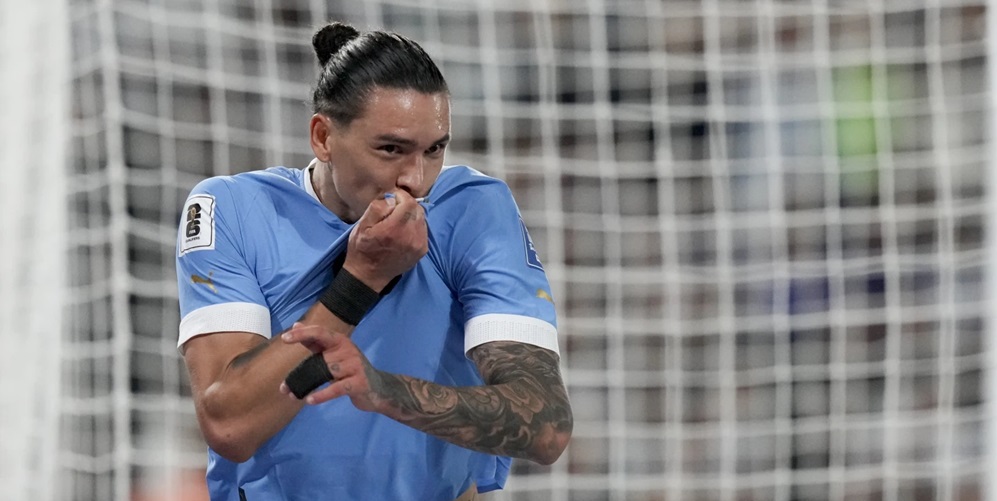 Uruguay baja del pedestal a la Argentina en eliminatorias para Mundial