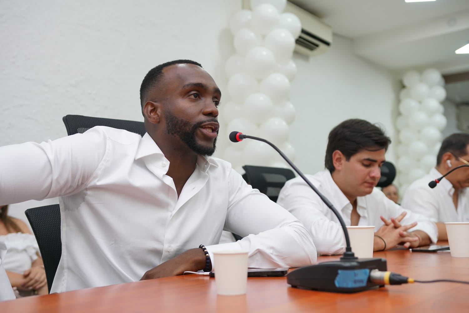 Seguridad, educación y empleo: apuestas del concejal Estefanel Gutiérrez