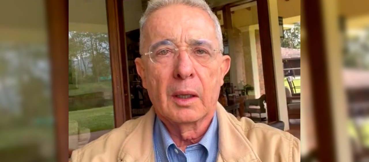 Con Reforma a la Salud se crearán 70.000 puestos burocráticos: Uribe