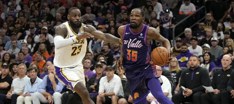 El salvaje Oeste de la NBA: James y Curry corren peligro de perderse los playoffs