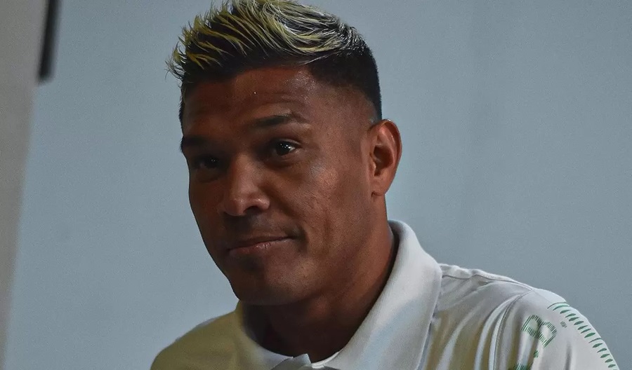 Llaneros Fútbol Club va por Teófilo Gutiérrez